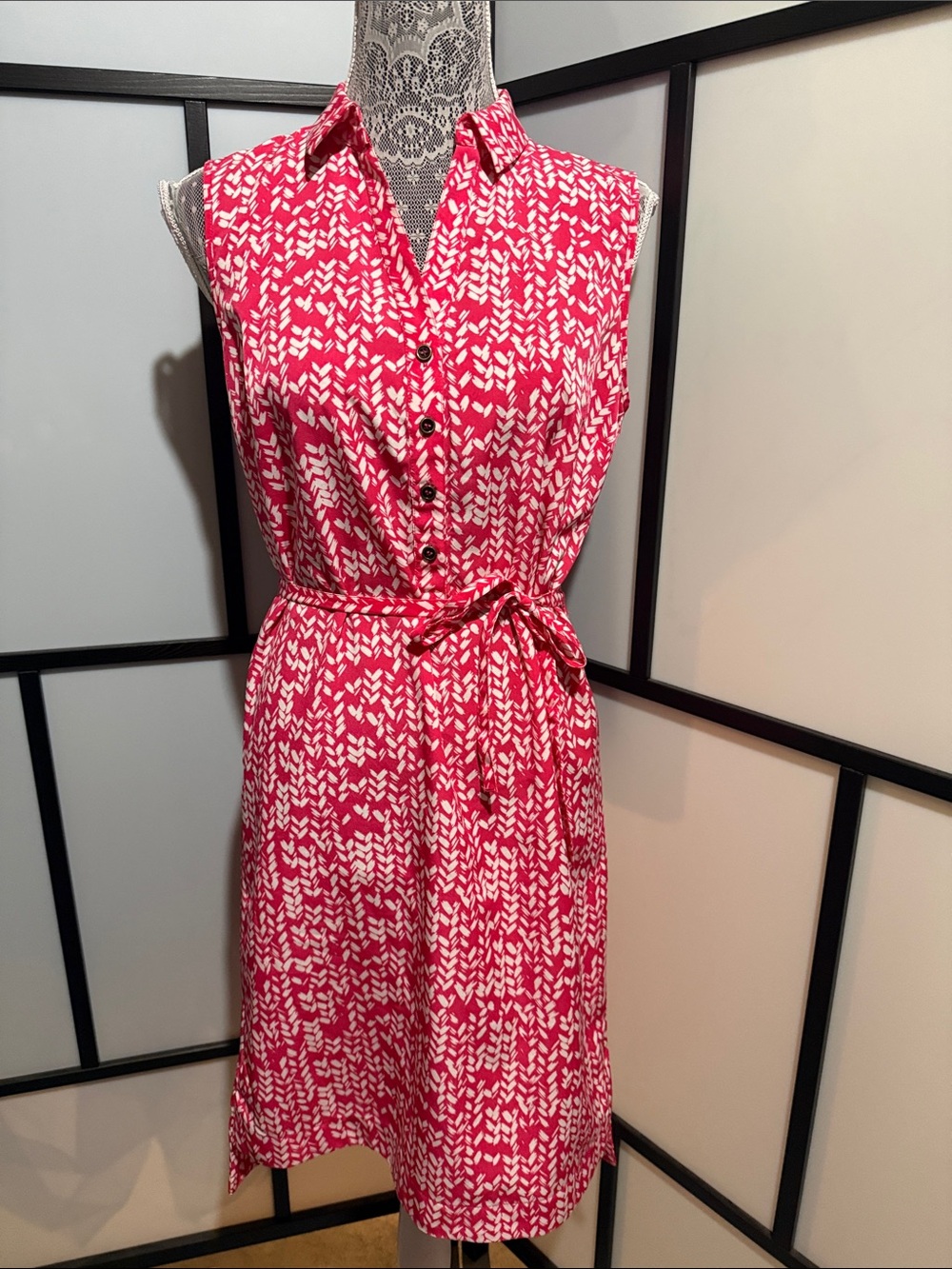 The Limited Pink and White Printed Sleeveless Midi Shirt Dress